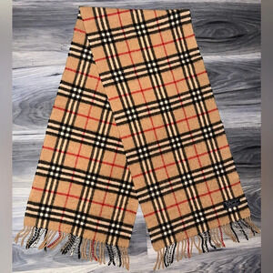 Vintage Burberry Nova Check Lambswool Scarf
